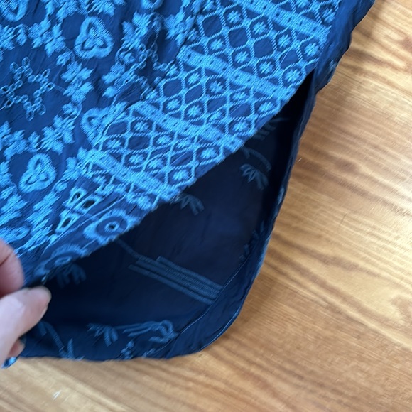 Johnny Was Winnie Patchwork Navy Blue Embroidered Tunic Size Medium - Picture 9 of 16